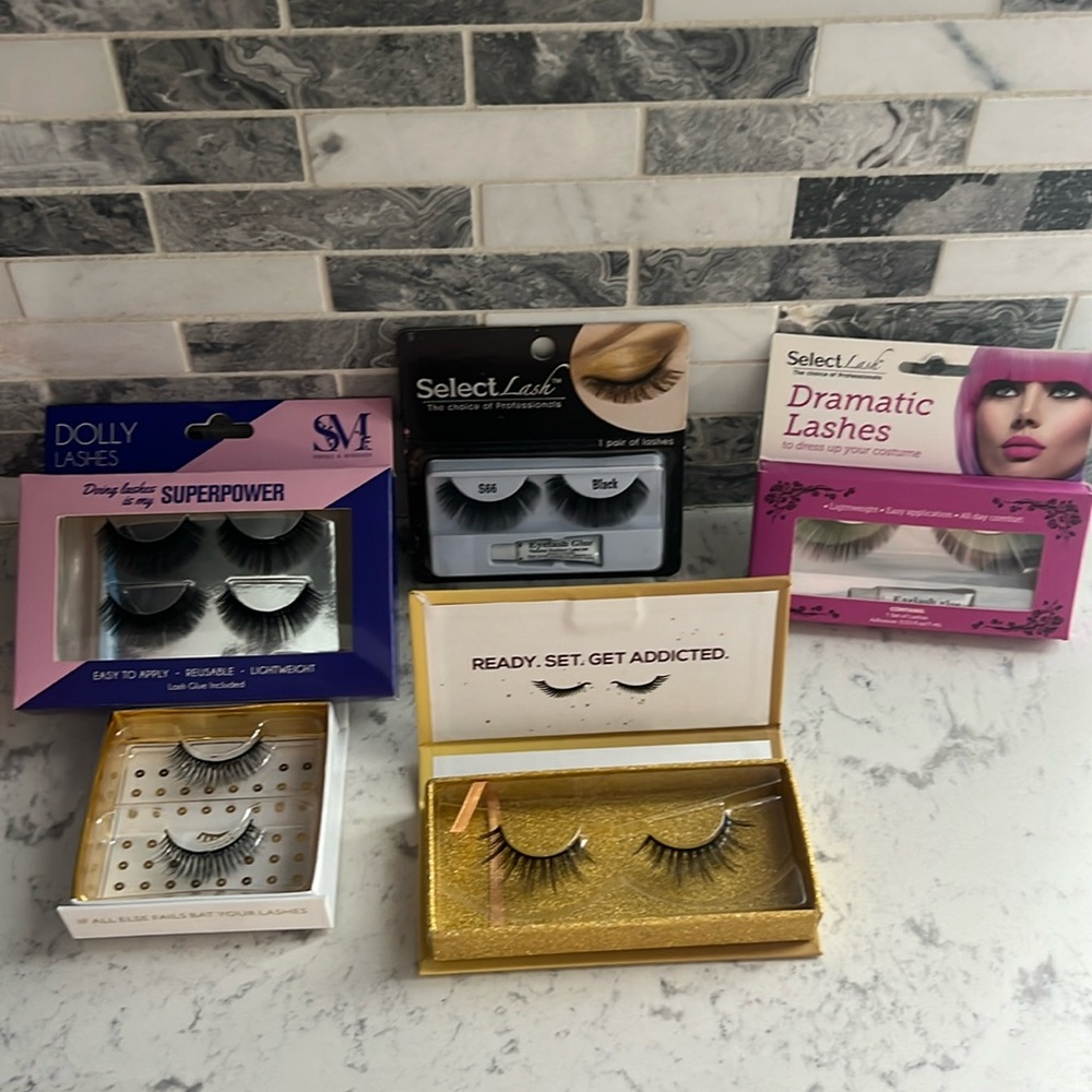 Lashaholic Eyelashes and eyelashes bundle (various brands).